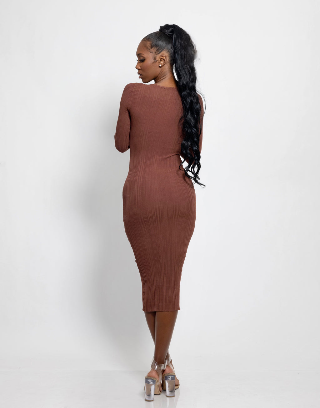 Knit Midi Dress. Bodycon dress. Sweater dress. Brown dress. Knit dress. Sexy dresses. long sleeve brown dress. long sleeve dresses. long sleeve midi dress