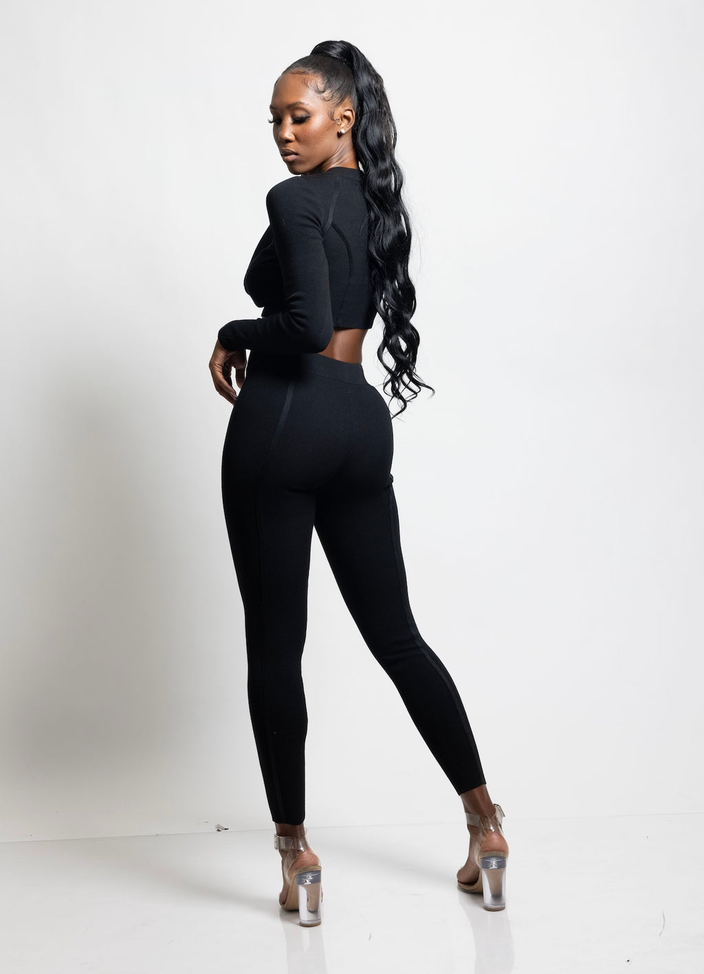 two piece pants set, ribbed knit pants set, bandage pants set, black leggings, black leggings set, long sleeve zip up crop top, long sleeve crop top, long sleeve pants set, black pant set, casual pants, dress pants, c